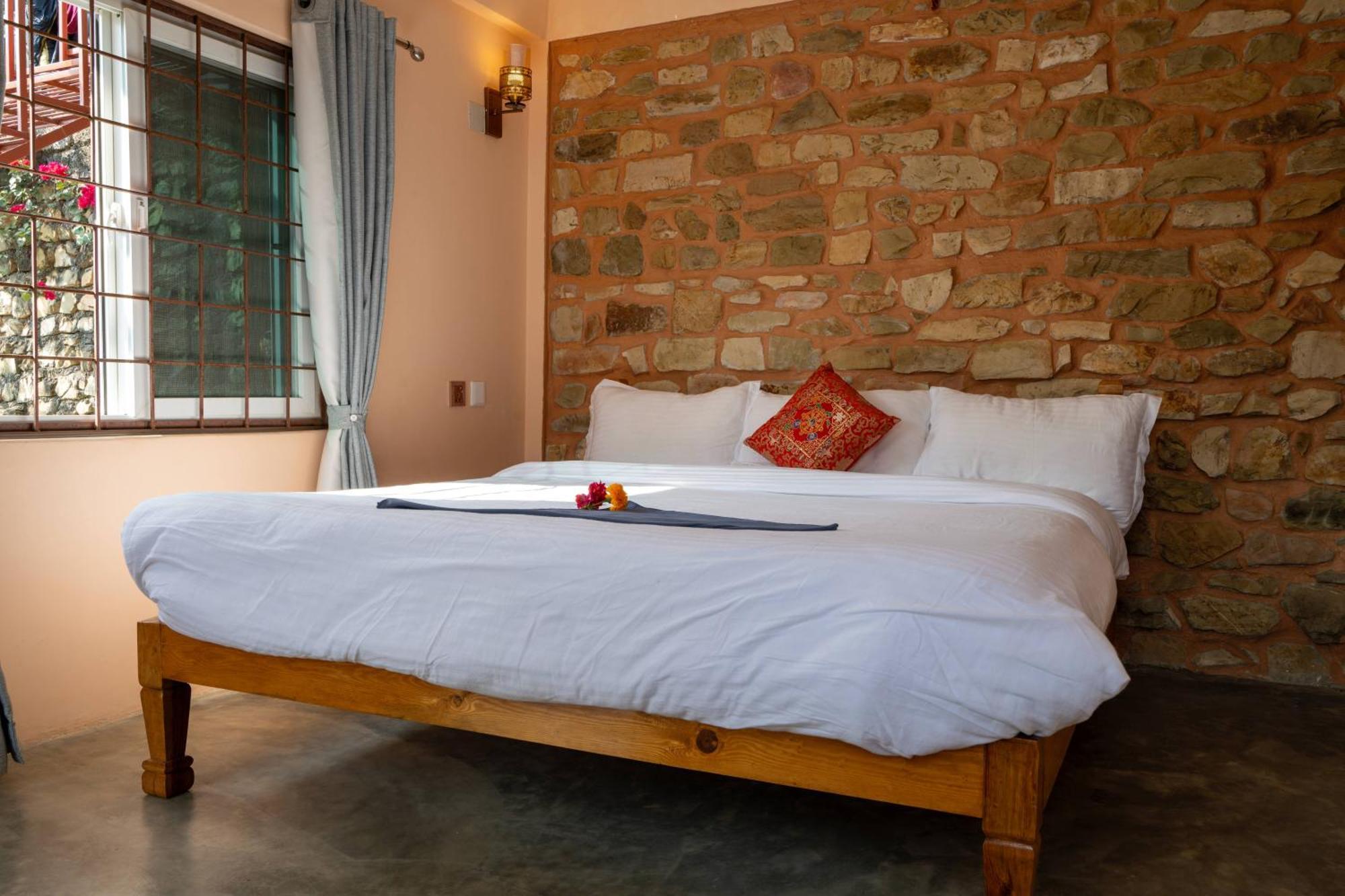 Village Homestay With Culture And Nature โพคารา ภายนอก รูปภาพ
