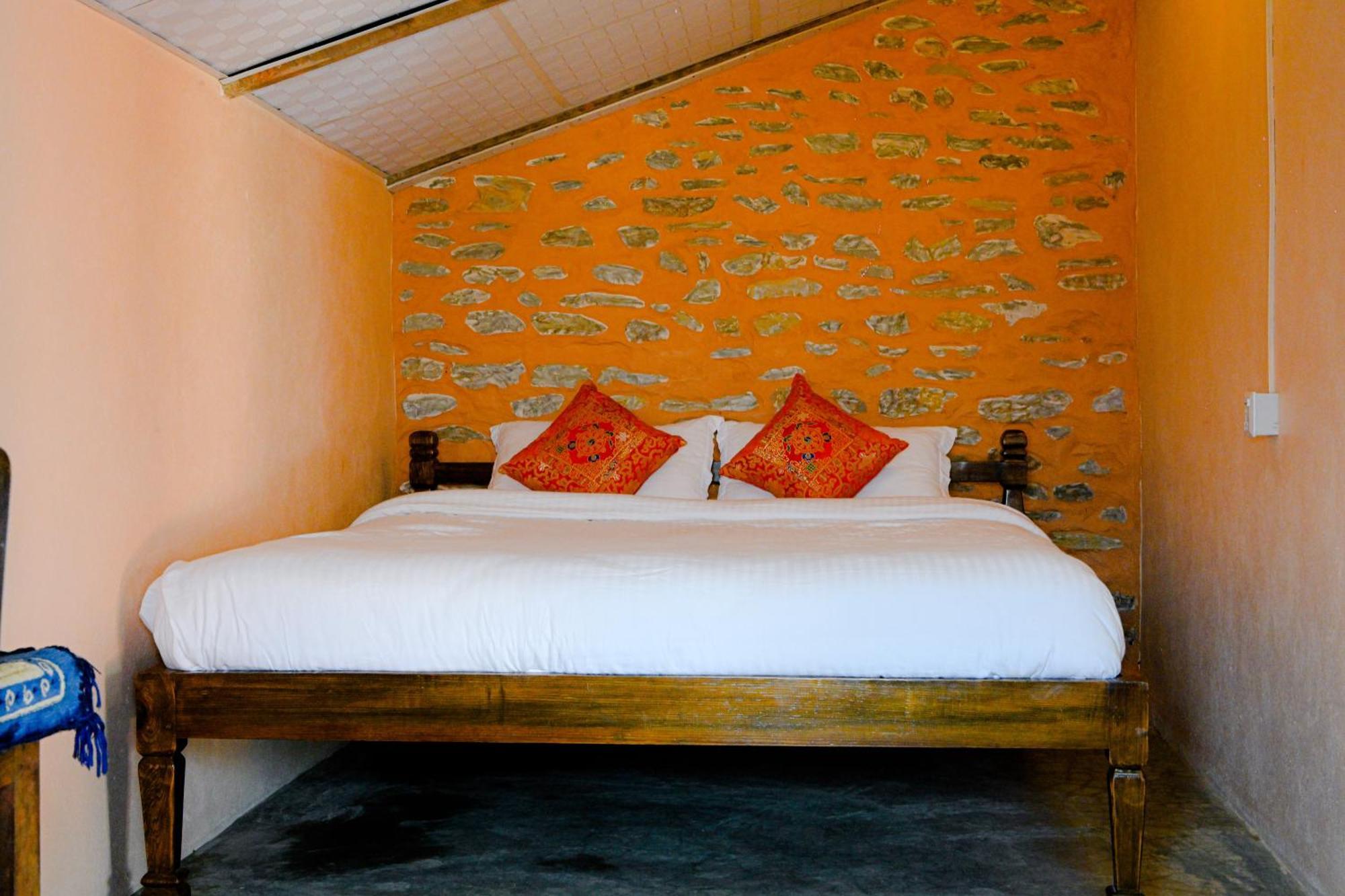 Village Homestay With Culture And Nature โพคารา ภายนอก รูปภาพ